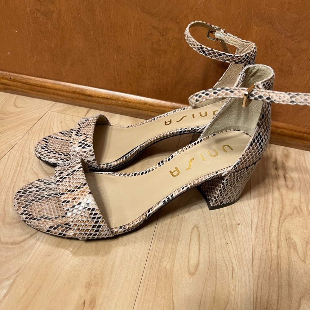 Unisa animal print ankle strap sandals